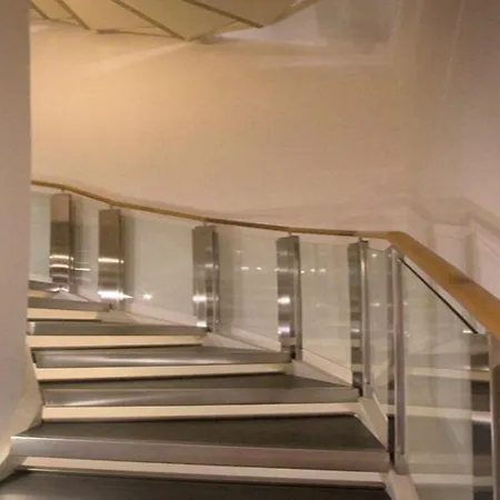 ホテル ジュリオ チェザーレ リミニ